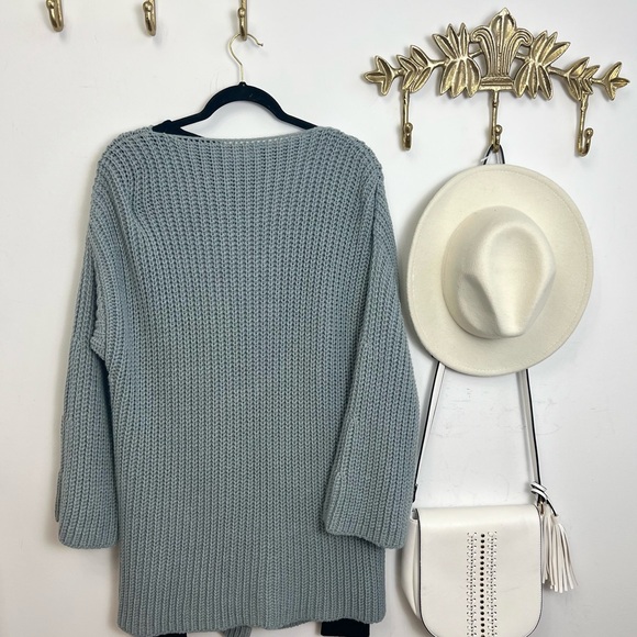 🇮🇹Elisa Cavaletti Beautiful modern cardigan sweater m - Picture 5 of 9